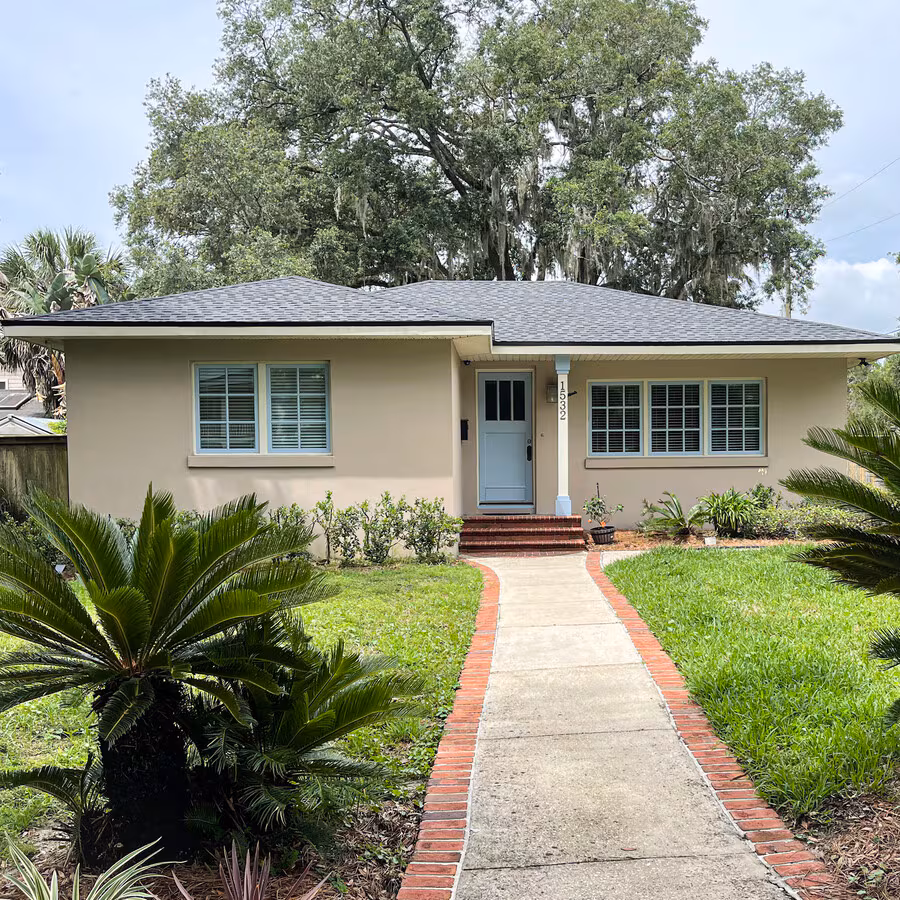 Encantadora casa histórica de 3 dormitorios y 2 baños en Avondale