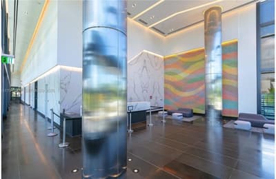 Se alquila espacio de oficina  - con dos oficinas privadas