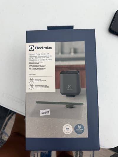 Selladora de alimentos y bomba de vacío recargable de mano - Electrolux