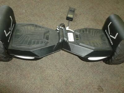 Patinete eléctrico SWAGTRON T6 con cargador