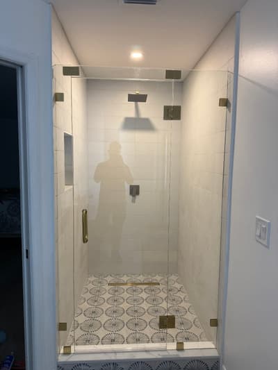 Puerta de vidrio para ducha