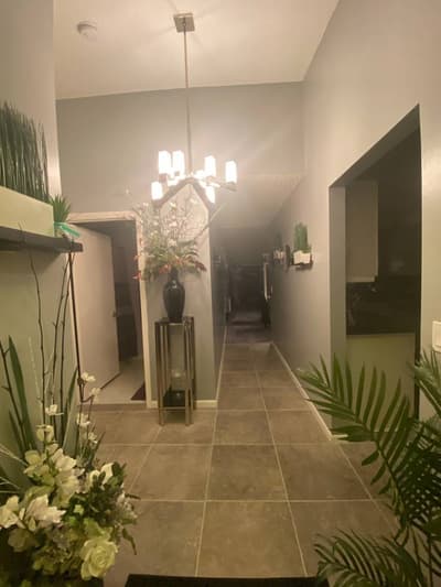 $195,000 / 2 habitaciones – 1360 ft² – Hermoso condominio actualizado y completamente amueblado… 