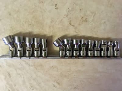 Juego de dados universales Snap-On métricos de 1/4”